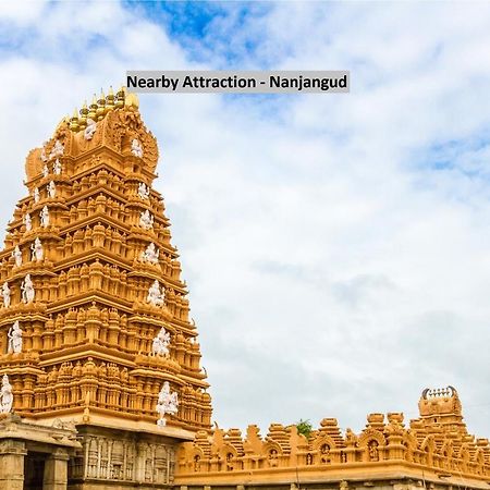 Oyo 22211 Shree Ankanatheshwara Residency Nanjangud Exterior photo