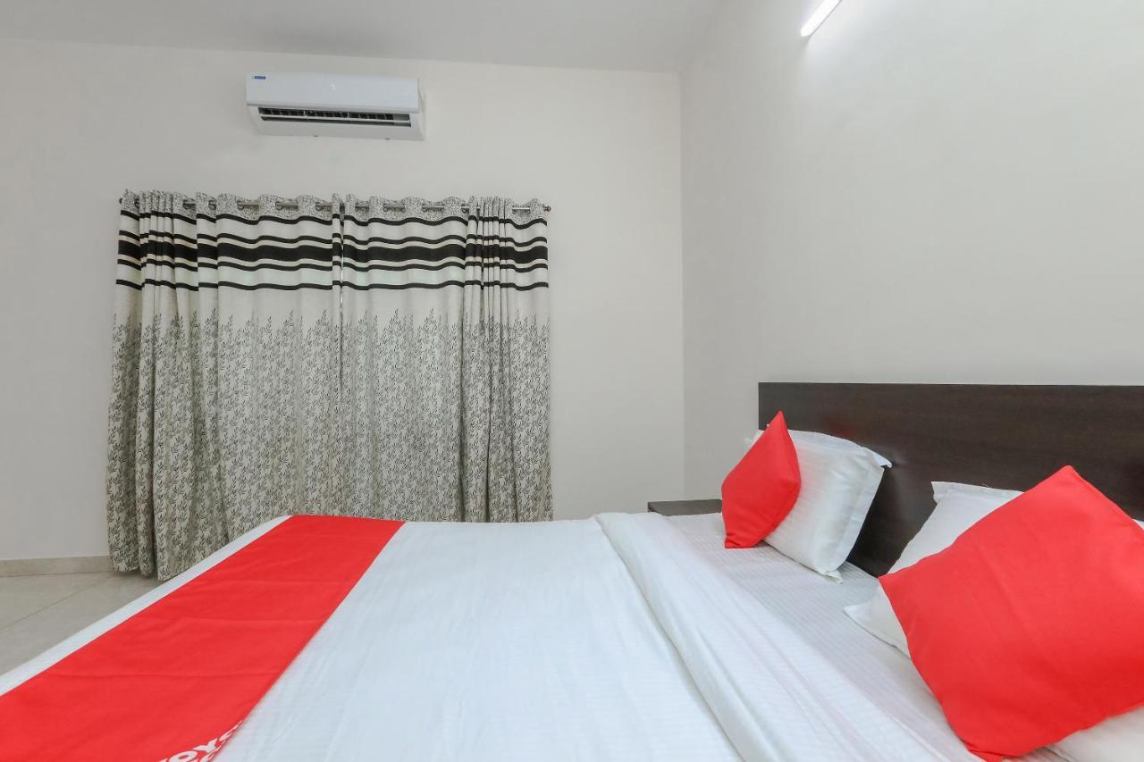 Oyo 22211 Shree Ankanatheshwara Residency Nanjangud Exterior photo